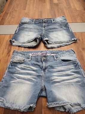 Women's Distressed Denim Shorts - Light Blue